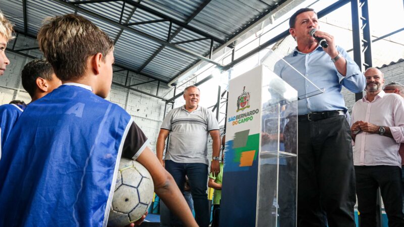 Prefeitura de São Bernardo revitaliza espaço esportivo multiuso na região do Riacho Grande