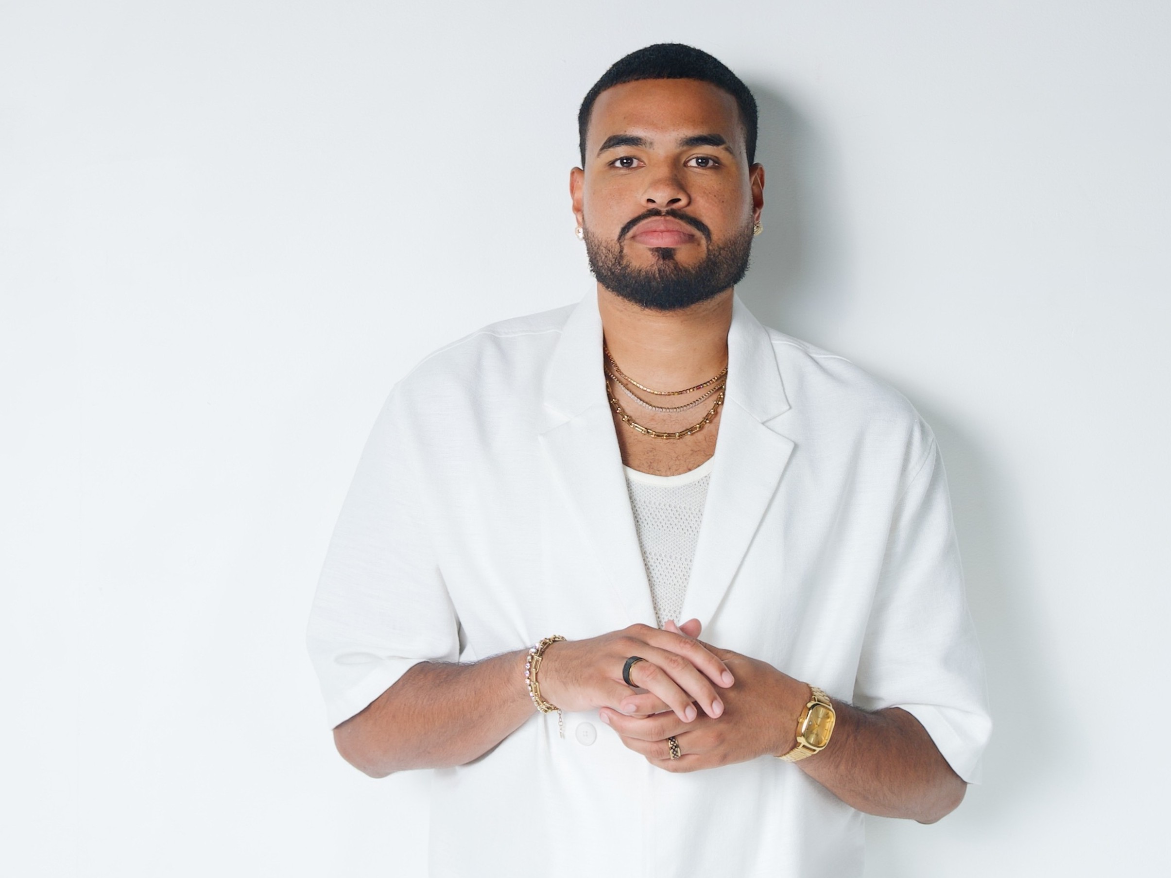 O cantor Yan grava DVD “Chegou Nosso Momento” que acontece hoje 16 de abril no Terra SP